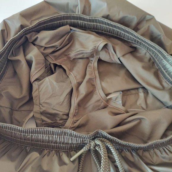 Offline by Aerie activewear shorts nylon green size mediume - Picture 5 of 9